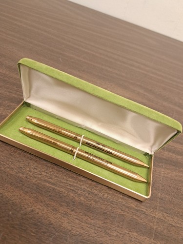 Vintage chromatic gold tone - vintage,